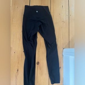 Lululemon Align 25” High Rise legging in black.